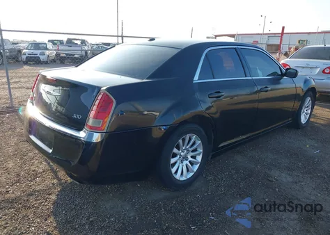 2013 Chrysler 300 Motown from USA, damaged, VIN 2C3CCAAG2DH527629